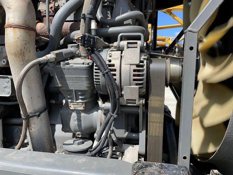 Main image RoGator RG1300C 22