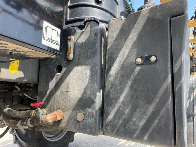 Main image RoGator RG1300C 75