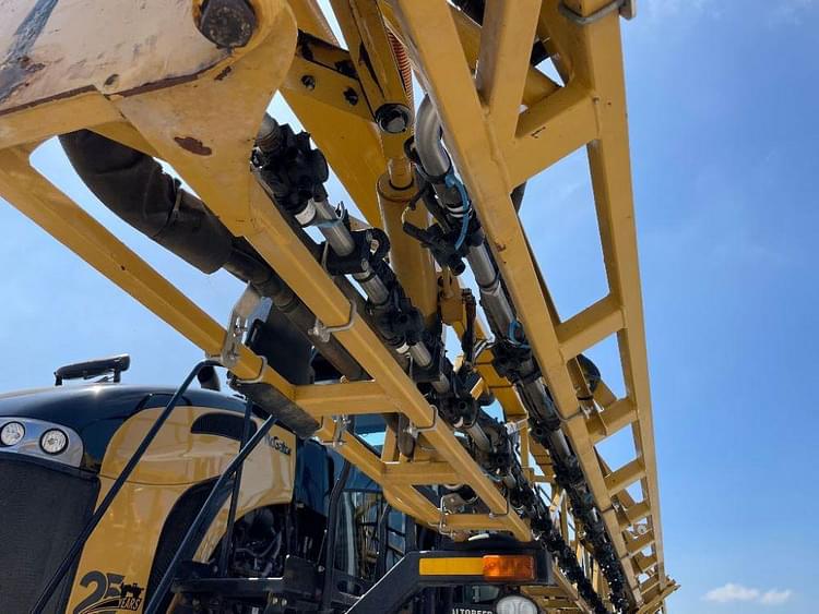 Main image RoGator RG1300C 91