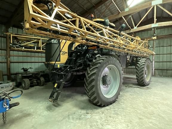 Image of RoGator RG1100C Primary image