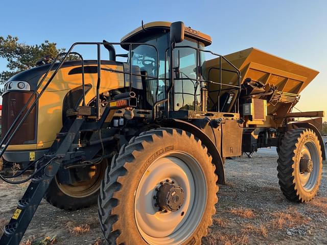 Image of RoGator RG1100C equipment image 1