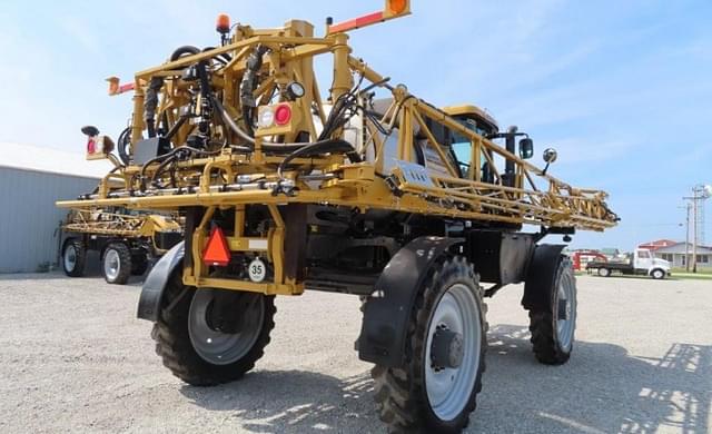 Image of RoGator RG1100C equipment image 4