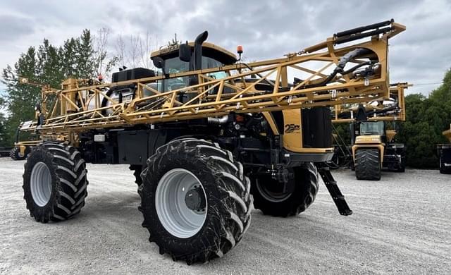 Image of RoGator RG1100C equipment image 4