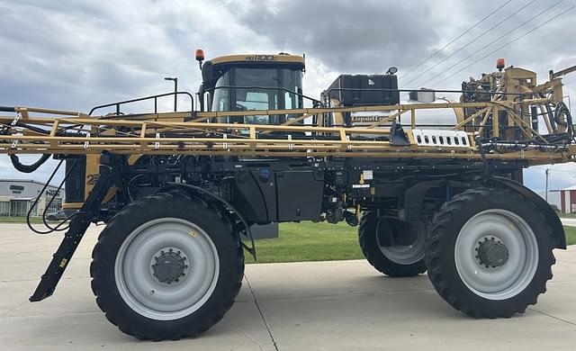 Image of RoGator RG1100C equipment image 1