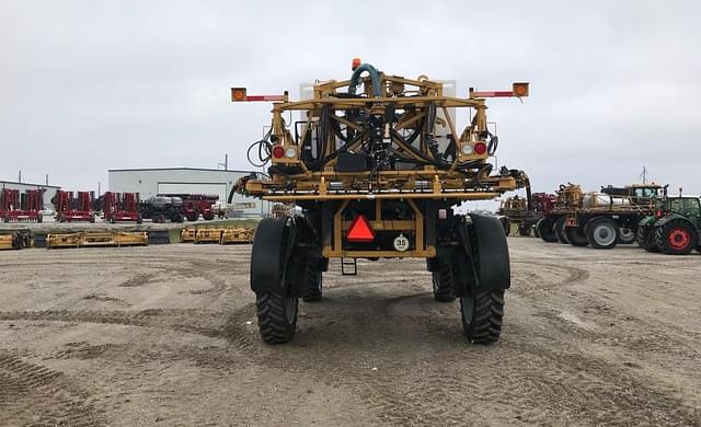 Image of RoGator RG1100C equipment image 3