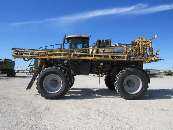 Image of RoGator RG1100C equipment image 1