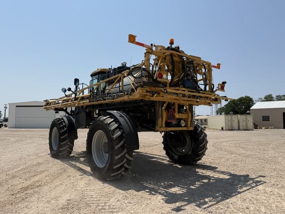 Image of RoGator RG1100C equipment image 2