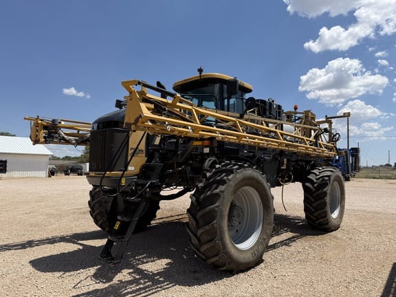 2018 RoGator RG1100C Equipment Image0