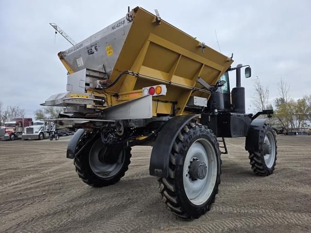 Image of RoGator RG1100C equipment image 3