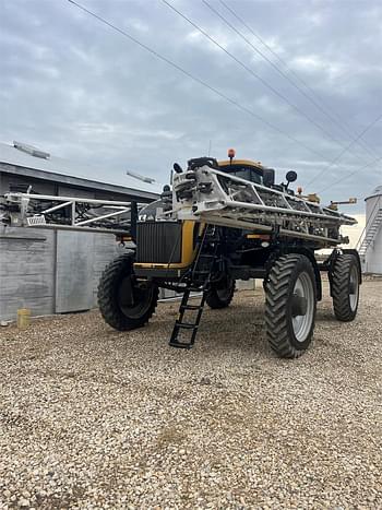 2018 RoGator RG1100C Equipment Image0