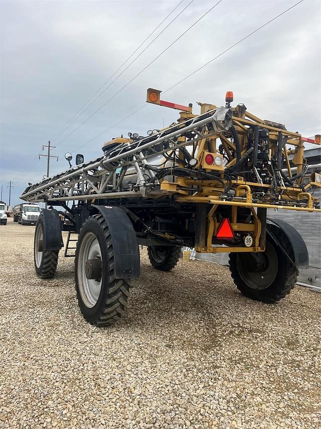 Image of RoGator RG1100C equipment image 1