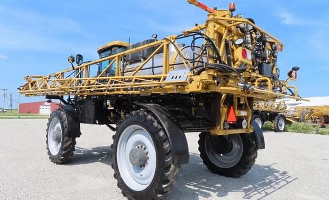 Image of RoGator RG1100C equipment image 2