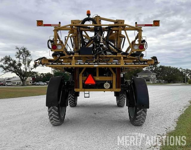 Image of RoGator RG1100C equipment image 3