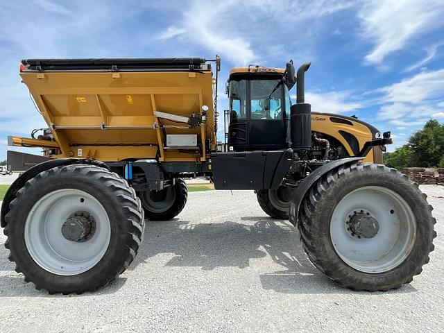 Image of RoGator RG1300C equipment image 3