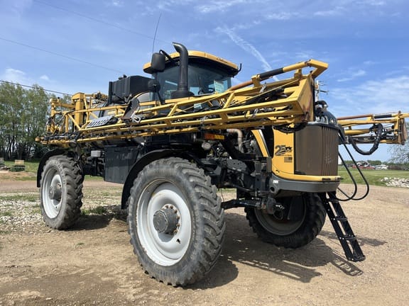 2018 RoGator RG1300C Equipment Image0
