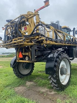 Image of RoGator RG1300C equipment image 4