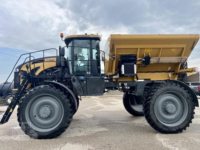 Image of RoGator RG1300C equipment image 1