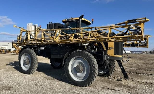 Image of RoGator RG1300C equipment image 4