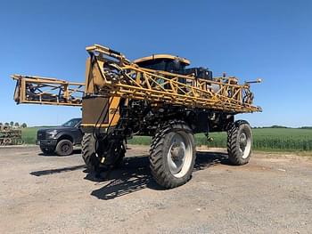 2018 RoGator RG1300C Equipment Image0