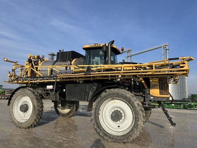 Image of RoGator RG1300C equipment image 1