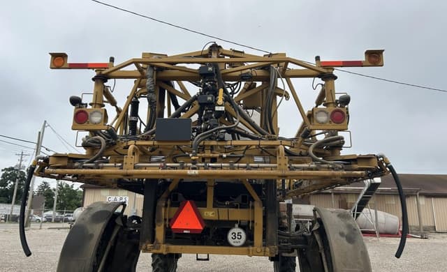 Image of RoGator RG1300C equipment image 4