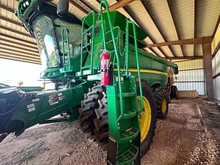 Main image John Deere S770