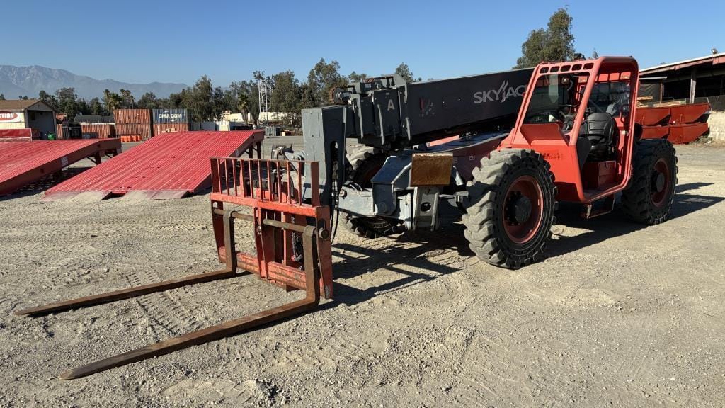 2018 Sky Jack SJ1056 TH Equipment Image0