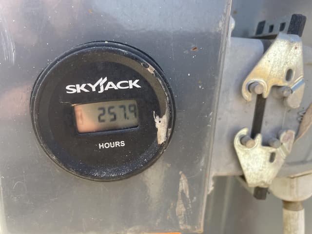 Image of Sky Jack SJ16 equipment image 2