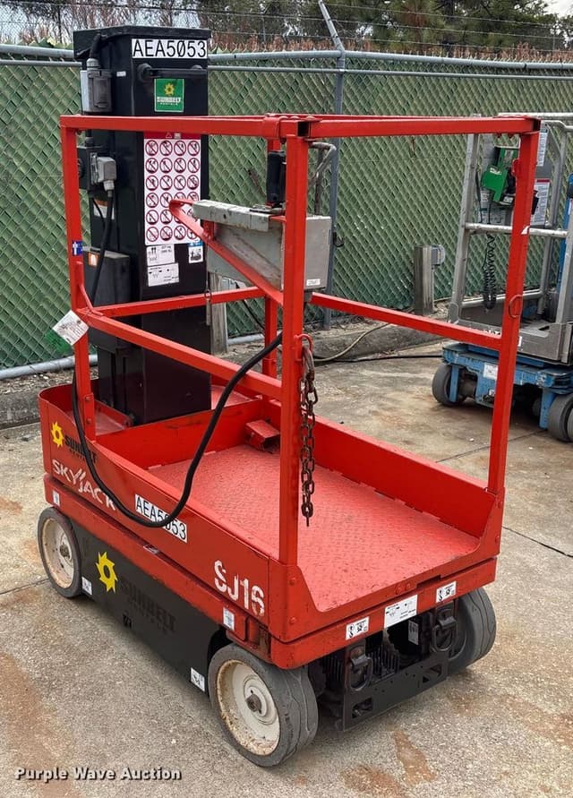 Image of Sky Jack SJ16 equipment image 2