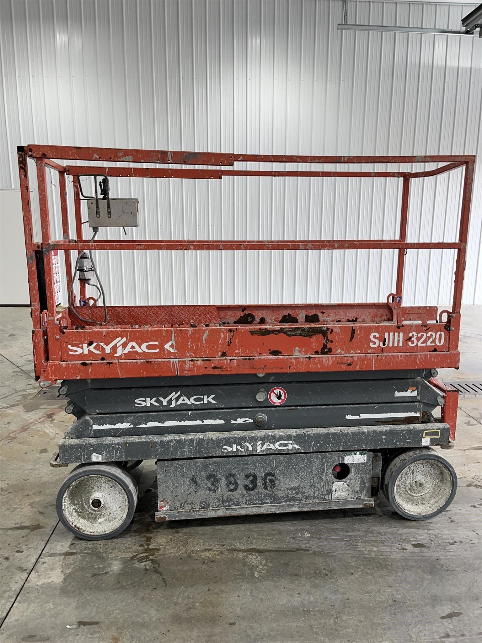 Main image Sky Jack SJ3220