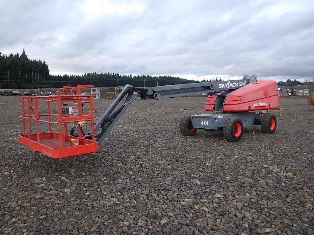 2018 Sky Jack SJ45T Equipment Image0