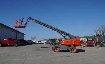 Main image Sky Jack SJ66T