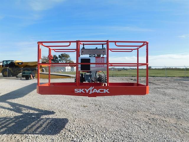 Image of Sky Jack SJ66T equipment image 3