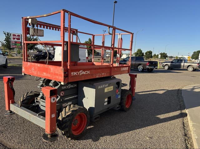 Image of Sky Jack SJ6826RT equipment image 3