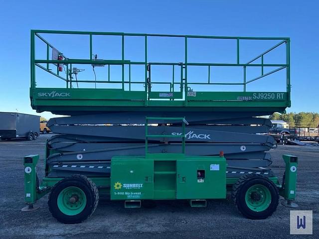 Image of Sky Jack SJ9250RT equipment image 1