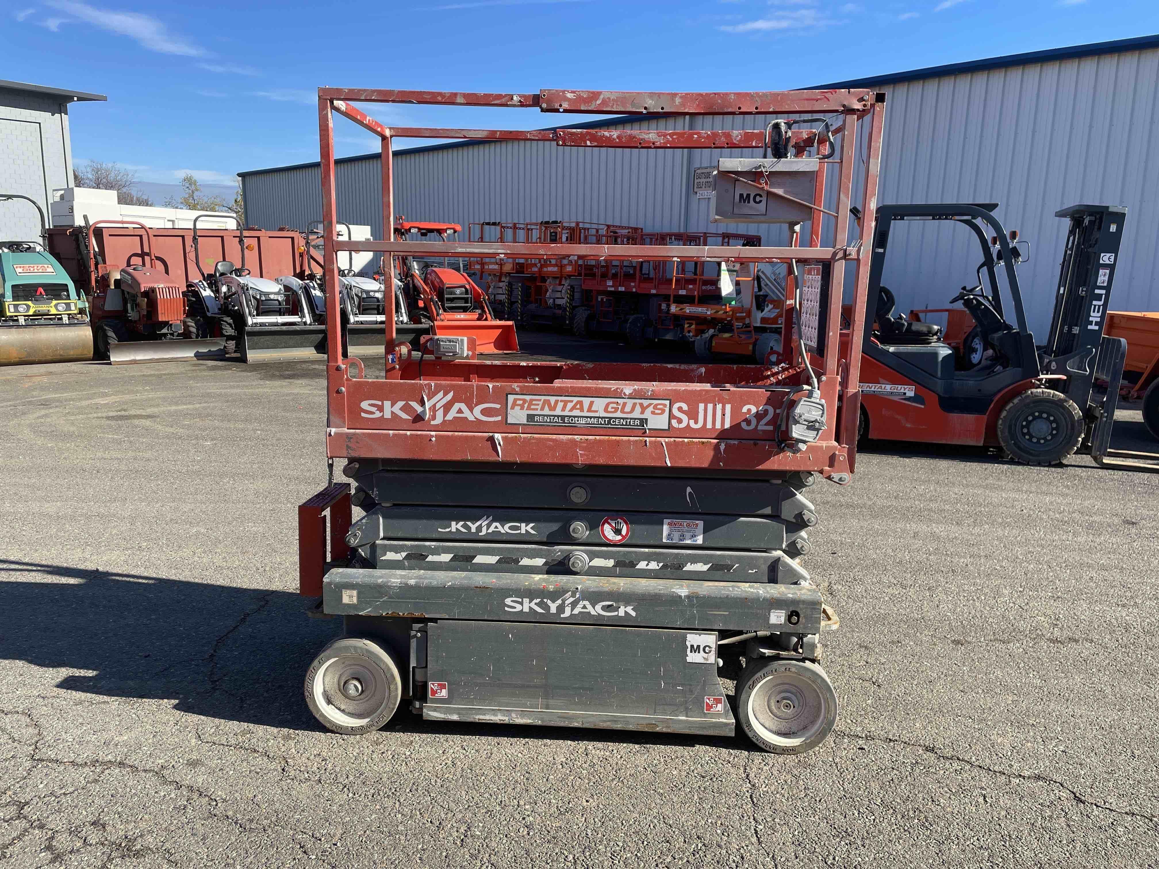 2018 Sky Jack SJIII3219 Equipment Image0