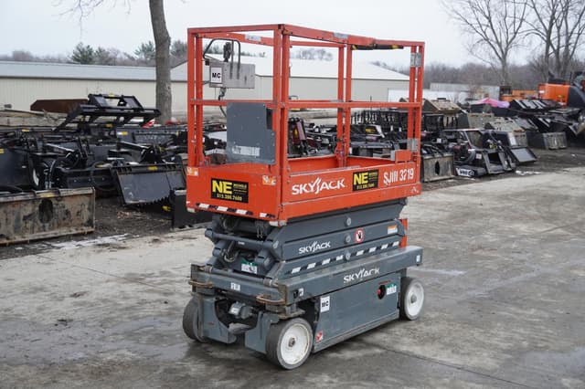 Image of Sky Jack SJIII3219 equipment image 4