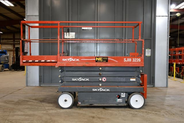 Image of Sky Jack SJIII3226 equipment image 1