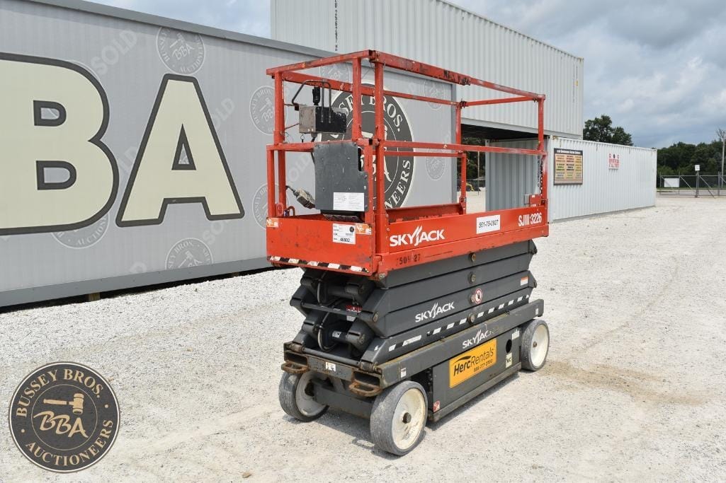 2018 Sky Jack SJIII3226 Equipment Image0