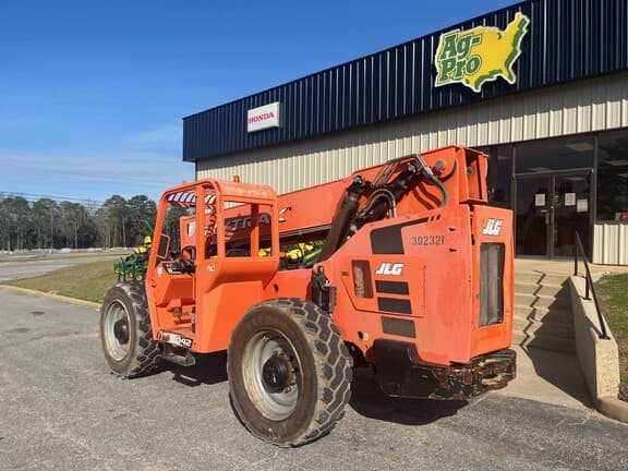 Image of Skytrak 8042 equipment image 1