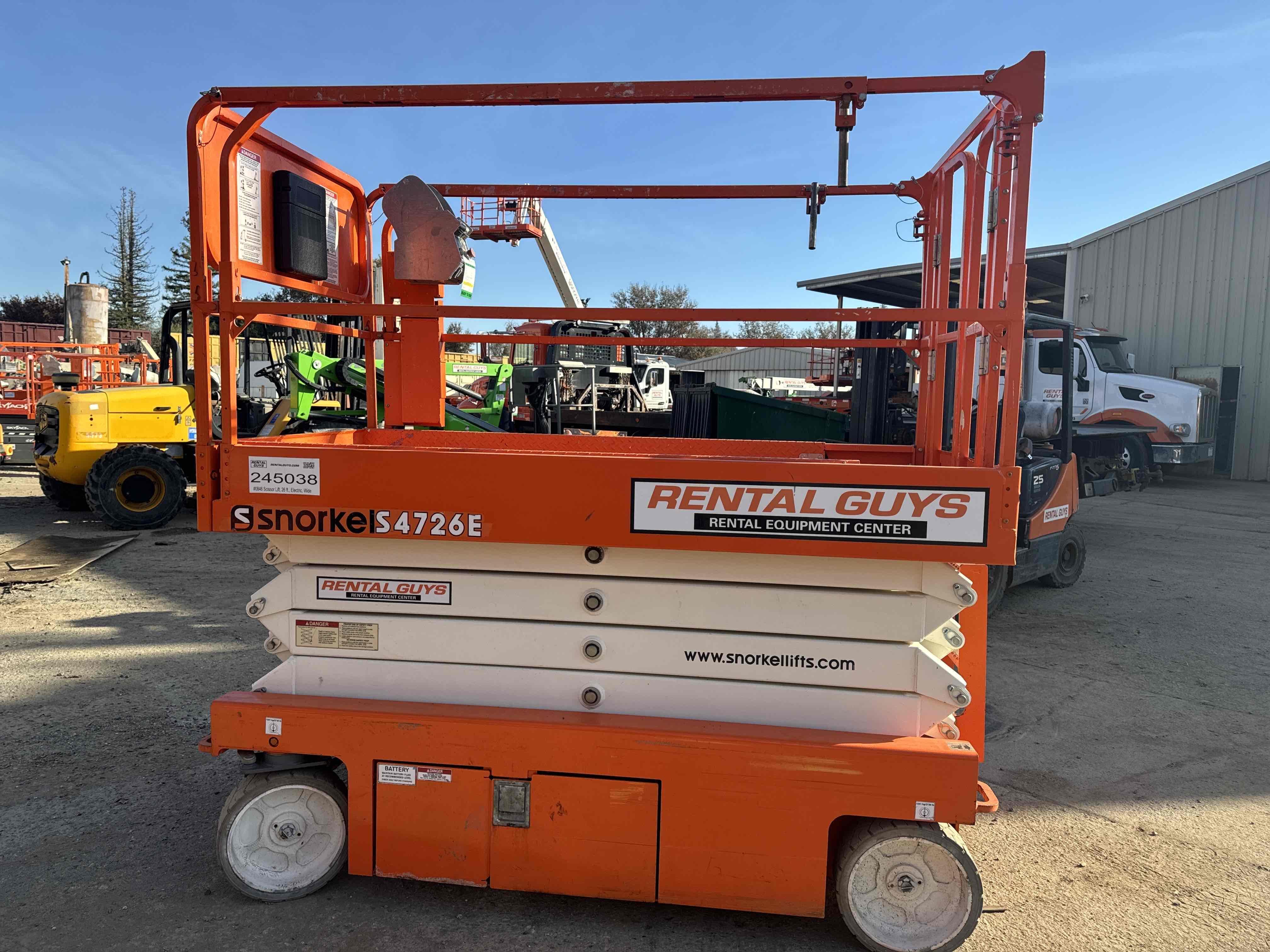 2018 Snorkel S4726E Equipment Image0
