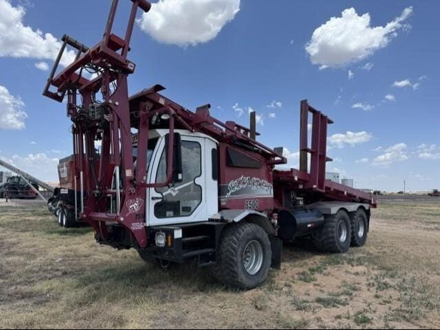 2018 Stinger 8500 Equipment Image0