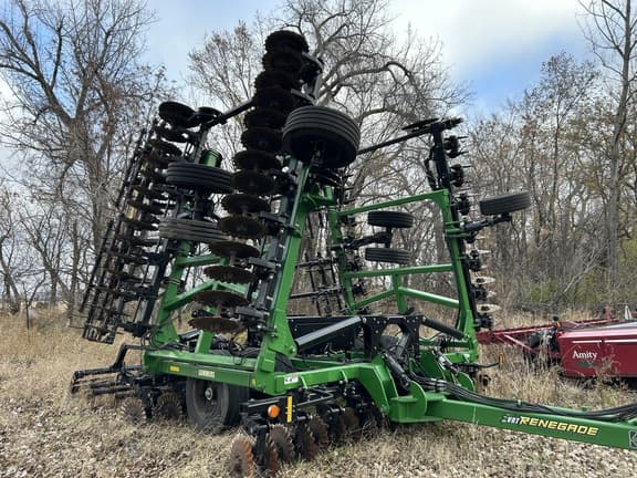Image of Summers VRT Renegade equipment image 4