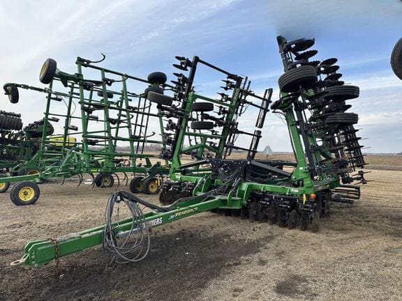 2018 Summers VRT Renegade Equipment Image0