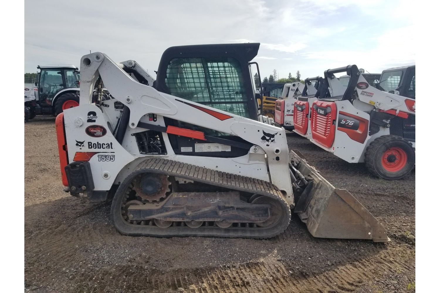 2018 Bobcat T595 Equipment Image0