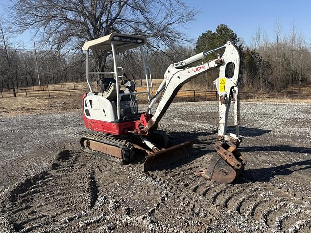 Image of Takeuchi TB216 equipment image 3