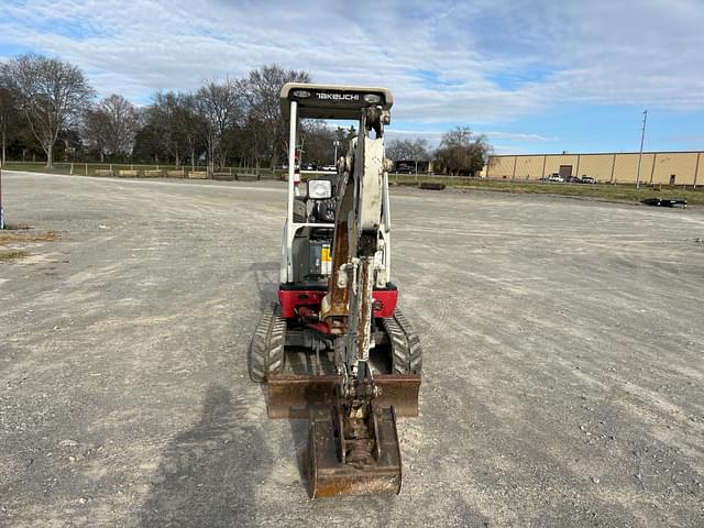 Image of Takeuchi TB216 equipment image 2