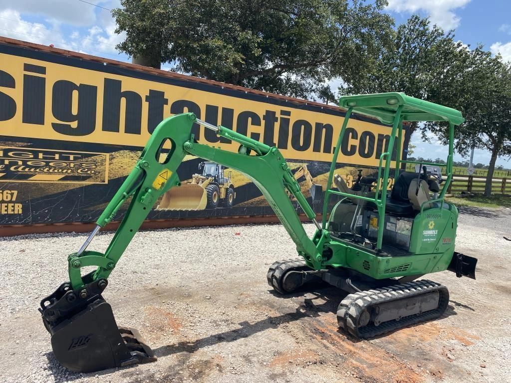 2018 Takeuchi TB216 Equipment Image0