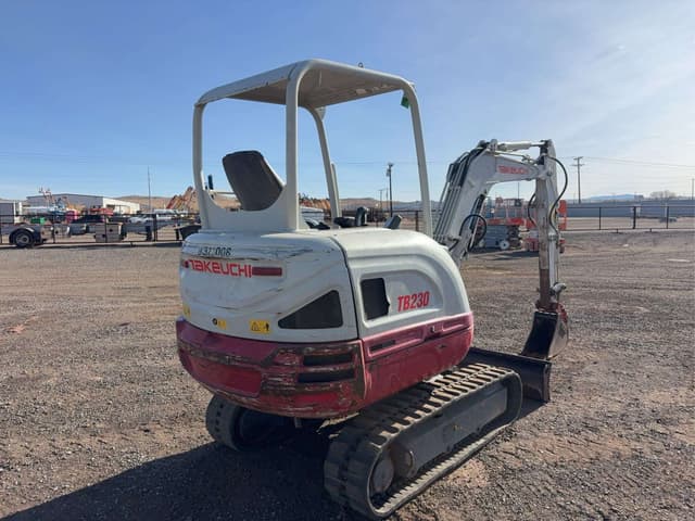 Image of Takeuchi TB230 equipment image 2