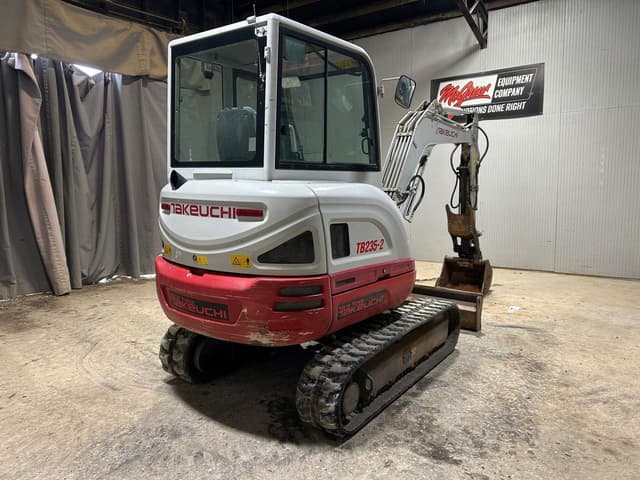 Image of Takeuchi TB235-2 equipment image 2